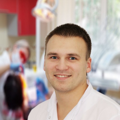 Стоматолог, ортопед, хирург ЦКС Харьков